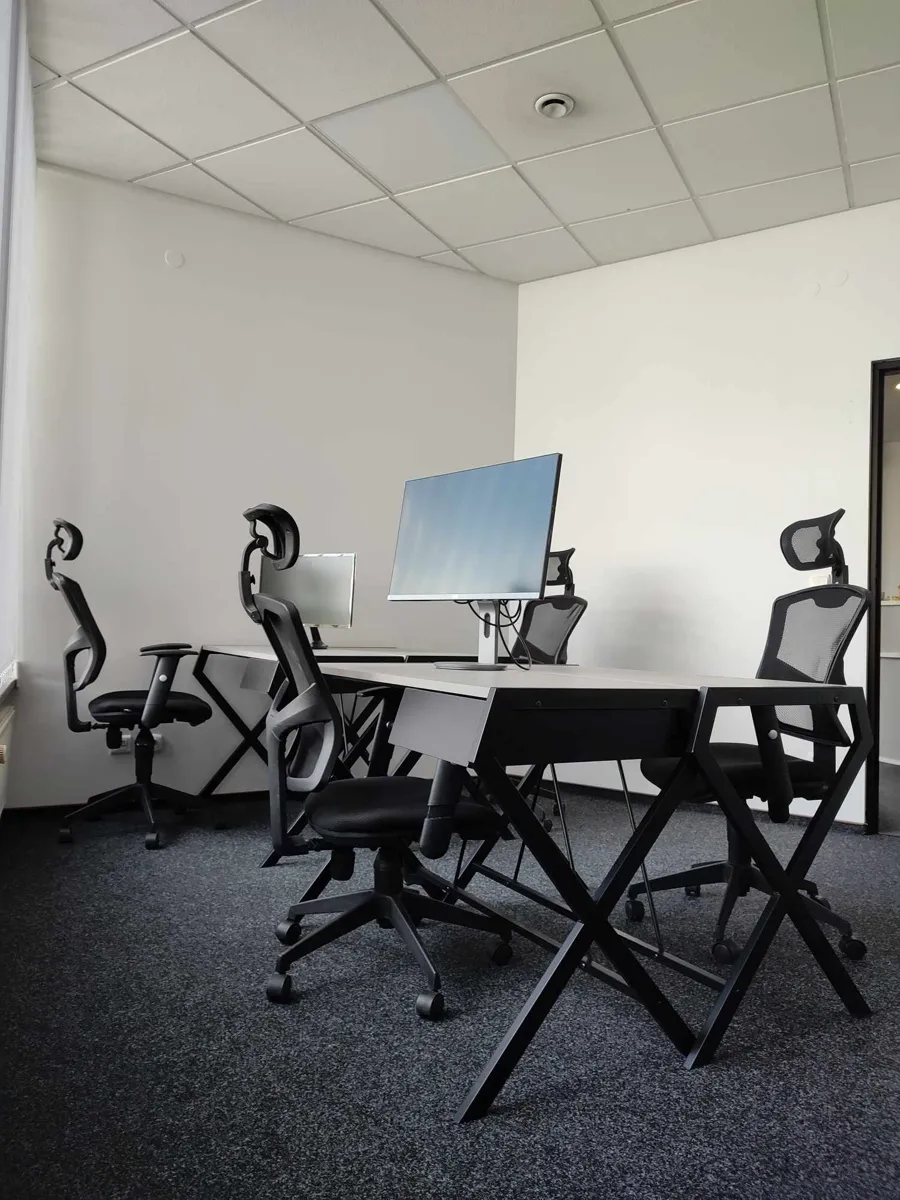 Biurko 2 – Miejsce w open space